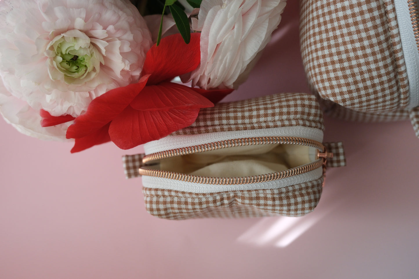 Handmade Floral Makeup Bag Set – 3 Sizes Zipper Pouch