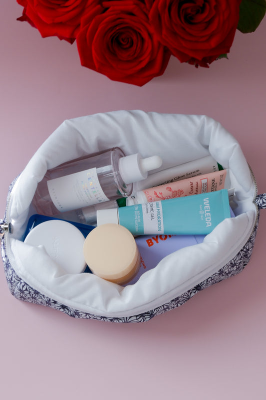 Handmade Floral Makeup Bag Set – 3 Sizes Zipper Pouch