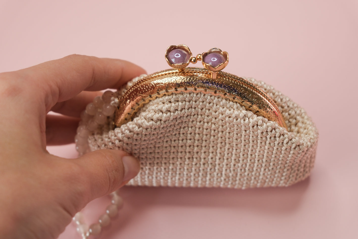 Luxury Crochet Clutch Purse – Handmade Kiss Lock Bag with Beaded Handle