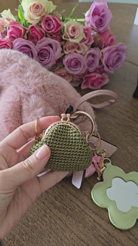 Luxury Crochet Coin Purse Keychain – Handmade Mini Clutch